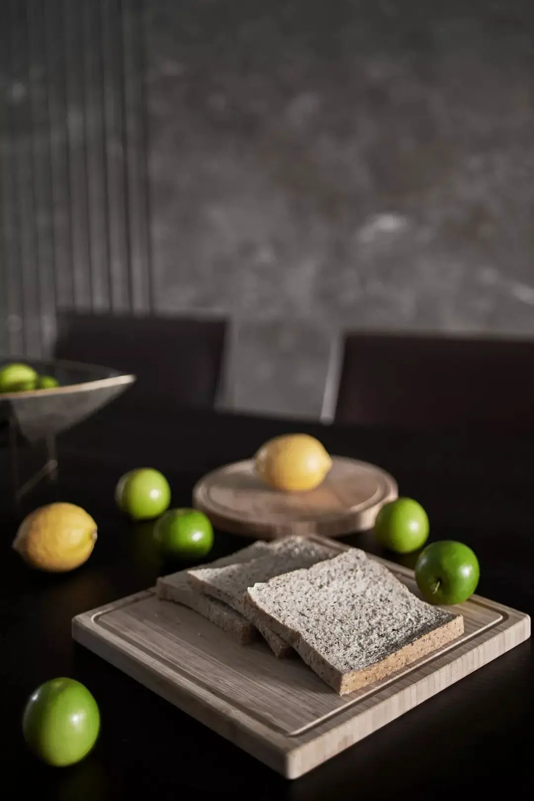 轻奢客厅装修案例图