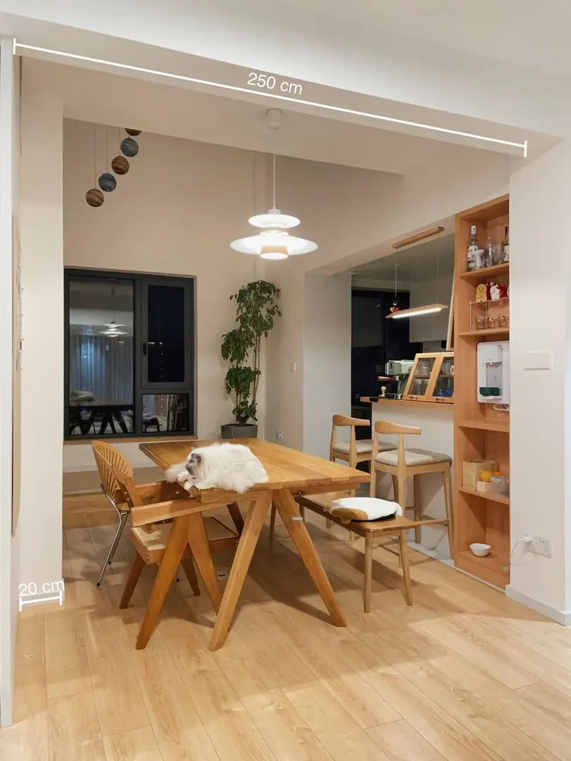 餐厅装修案例图